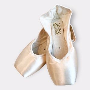 Grishko Elite Pointe Shoes Sz 5.5 XX Soft Shank